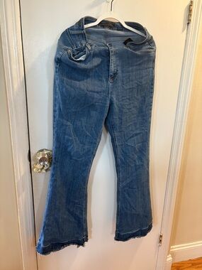 Risen - Blue Women's Bootcut flared Jeans - Classic Denim